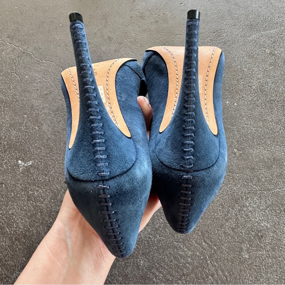 ALICE + OLIVIA Dina Navy Blue Suede Heels‎ Sz 37 - Picture 9 of 12